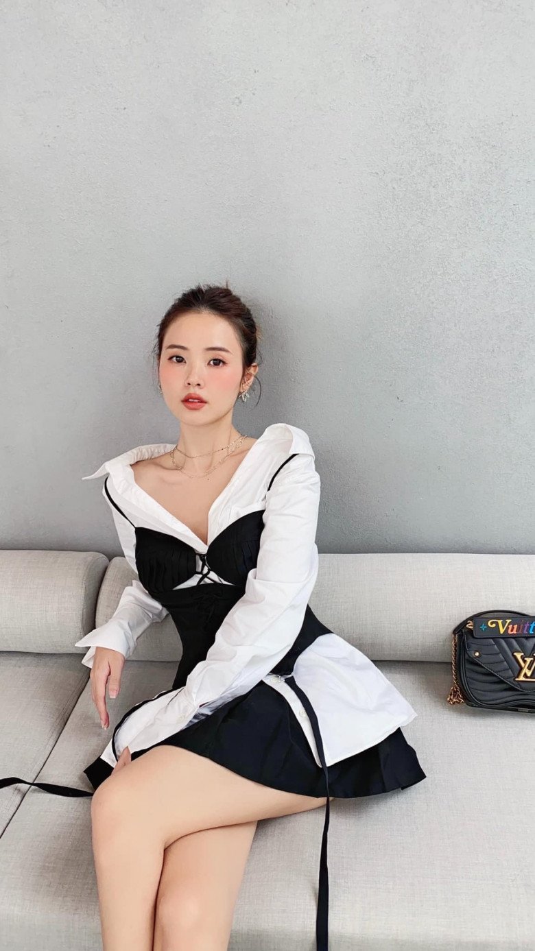 Cô giáo Midu diện đồ đi chùa, kín đáo mà vẫn đẹp lạ lùng - Ảnh 9. Cô giáo Midu diện đồ đi chùa, kín đáo mà vẫn đẹp lạ lùng - Ảnh 9.