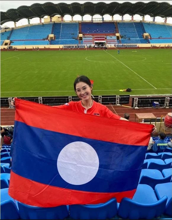 SEA Games vào mùa, dàn gái xinh có người mặc cả bikini khoe hình thể đi cổ vũ - Ảnh 10. SEA Games vào mùa, dàn gái xinh có người mặc cả bikini khoe hình thể đi cổ vũ - Ảnh 10.