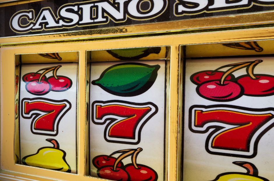 thiet-ke-chua-co-ten-7-5 Slot game là tựa game được săn đón hàng đầu tại Kubet